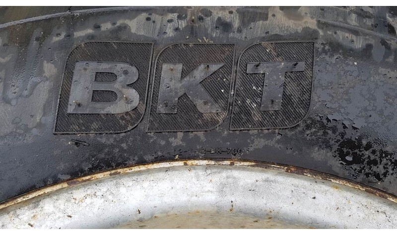 BKT 405/70-20 (16/70-20) - Tyre/Reifen/Band - Wheels and tires for Construction machinery: picture 3 BKT 405/70-20 (16/70-20) - Tyre/Reifen/Band - Wheels and tires for Construction machinery: picture 3