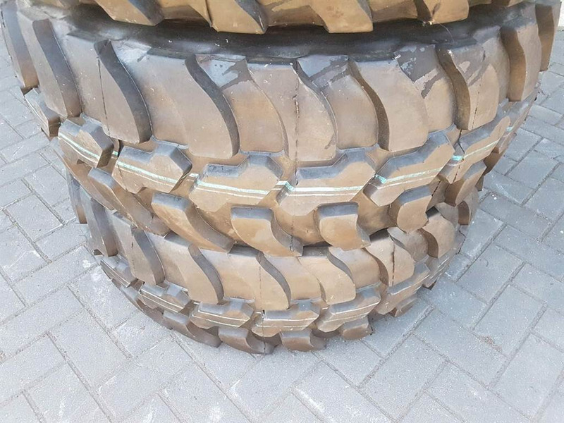 Cover (Dunlop / Mitas) 405/70-R20 (16/70R20)-Tire - Wheels and tires for Construction machinery: picture 2 Cover (Dunlop / Mitas) 405/70-R20 (16/70R20)-Tire - Wheels and tires for Construction machinery: picture 2