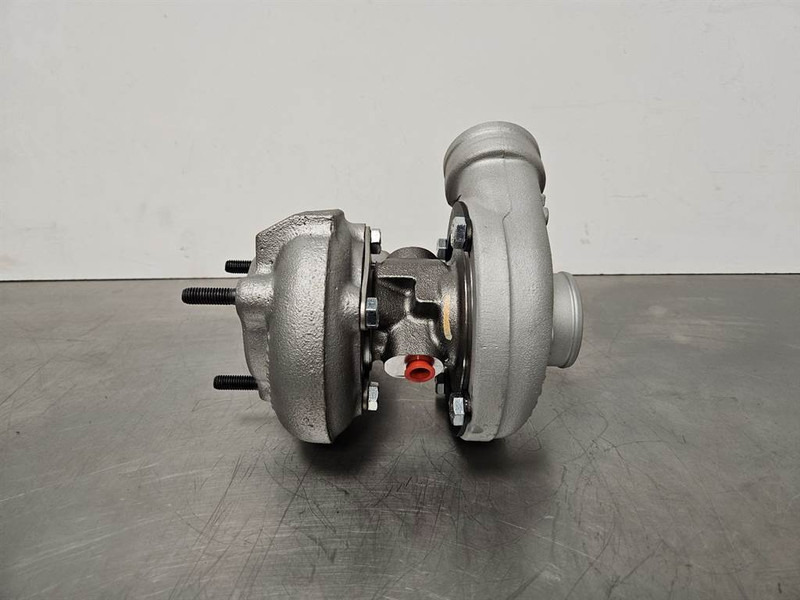 Deutz BF4L1011 - Turbocharger/Turbolader/Turbo - Engine for Construction machinery: picture 4 Deutz BF4L1011 - Turbocharger/Turbolader/Turbo - Engine for Construction machinery: picture 4