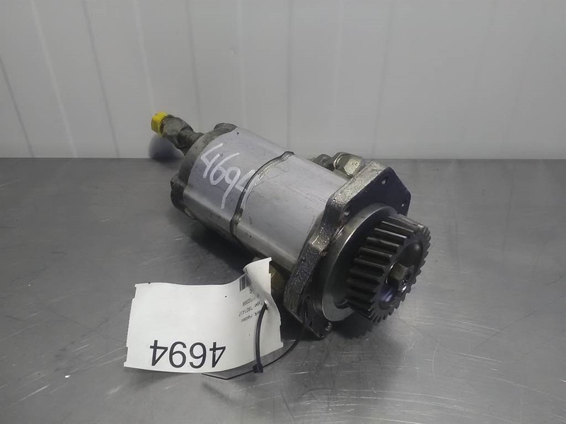 HALDEX 10398 - Gearpump/Zahnradpumpe/Tandwielpomp - Hydraulics: picture 1 HALDEX 10398 - Gearpump/Zahnradpumpe/Tandwielpomp - Hydraulics: picture 1