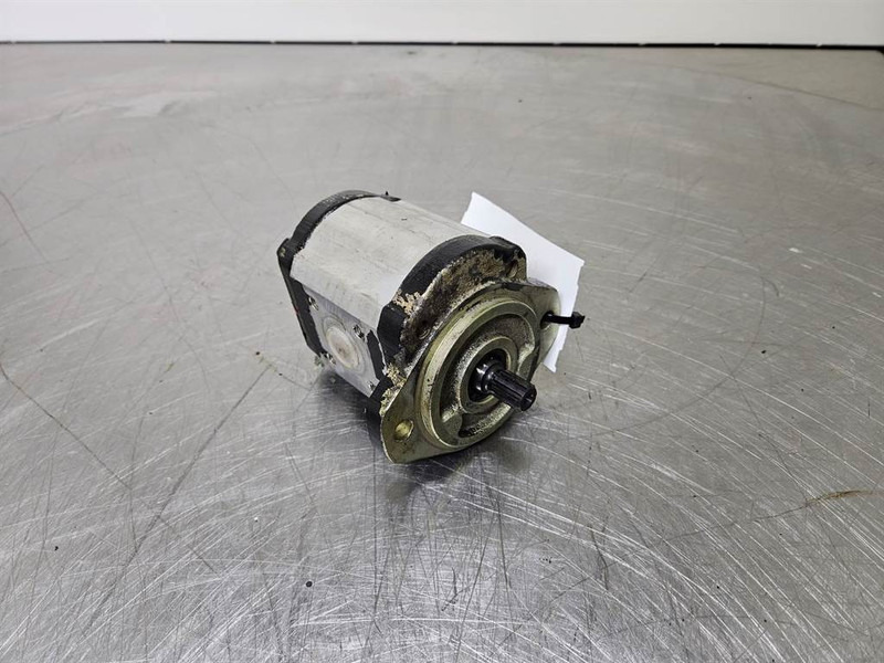 HALDEX W9A1-23-R-3-F-27-N-N-Gearpump/Zahnradpumpe - Hydraulics for Construction machinery: picture 1 HALDEX W9A1-23-R-3-F-27-N-N-Gearpump/Zahnradpumpe - Hydraulics for Construction machinery: picture 1