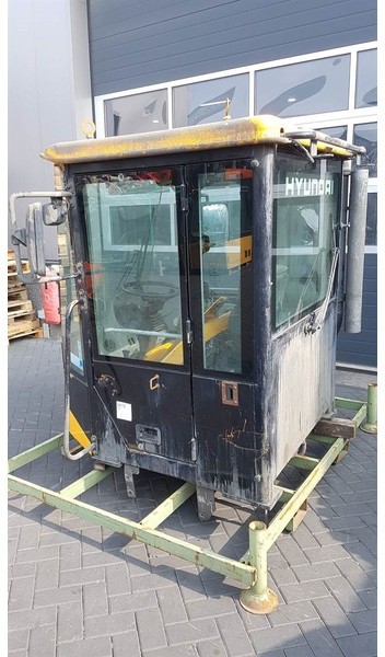 Hyundai HL 740 -7 - Cabin/Kabine/Cabine - Cab and interior for Construction machinery: picture 4 Hyundai HL 740 -7 - Cabin/Kabine/Cabine - Cab and interior for Construction machinery: picture 4