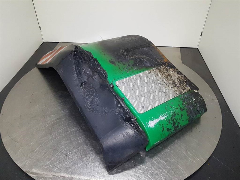 JCB 426E AGRI HT - Mud guard/Kotfluegel/Spatbord - Frame/ Chassis for Construction machinery: picture 2 JCB 426E AGRI HT - Mud guard/Kotfluegel/Spatbord - Frame/ Chassis for Construction machinery: picture 2