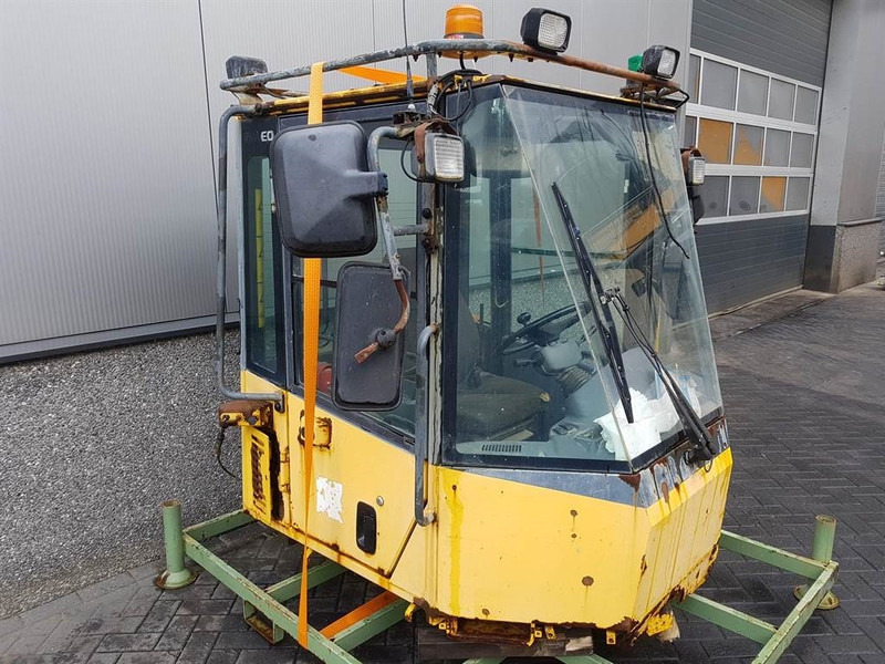 Komatsu WA 320 - 5H - Cabin/Kabine/Cabine - Cab and interior for Construction machinery: picture 2 Komatsu WA 320 - 5H - Cabin/Kabine/Cabine - Cab and interior for Construction machinery: picture 2