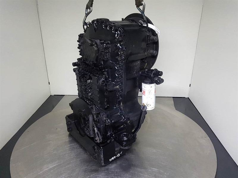 Komatsu WA320-ZF 4WG-160-4656054036-Transmission/Getriebe - Gearbox for Construction machinery: picture 4 Komatsu WA320-ZF 4WG-160-4656054036-Transmission/Getriebe - Gearbox for Construction machinery: picture 4