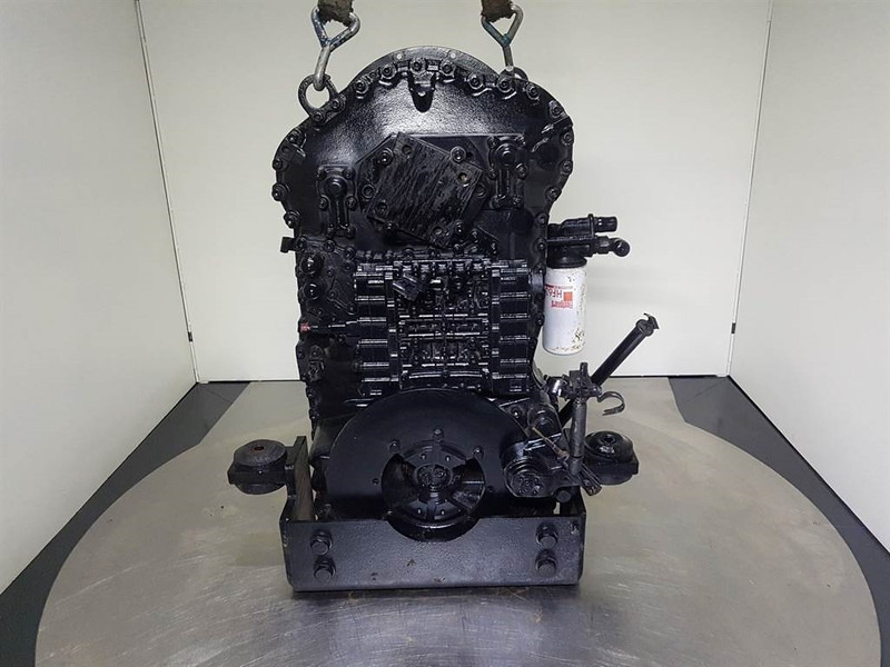 Komatsu WA320-ZF 4WG-160-4656054036-Transmission/Getriebe - Gearbox for Construction machinery: picture 5 Komatsu WA320-ZF 4WG-160-4656054036-Transmission/Getriebe - Gearbox for Construction machinery: picture 5