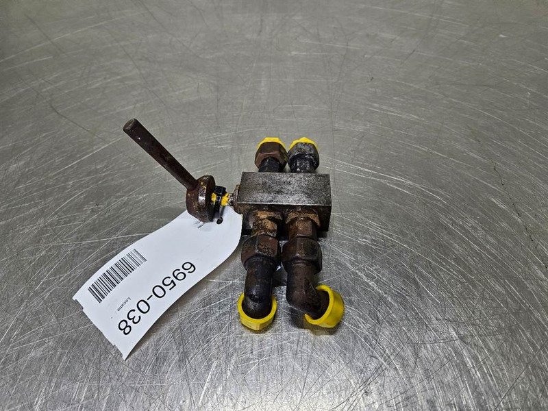 Kramer 512SL-Pister BKH-10L-Ball valve/Kugelhahn - Hydraulics for Construction machinery: picture 3 Kramer 512SL-Pister BKH-10L-Ball valve/Kugelhahn - Hydraulics for Construction machinery: picture 3