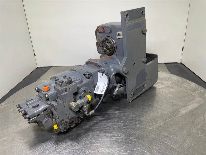 Liebherr A924B-5010430-Transmission with pump - Gearbox for Construction machinery: picture 4 Liebherr A924B-5010430-Transmission with pump - Gearbox for Construction machinery: picture 4