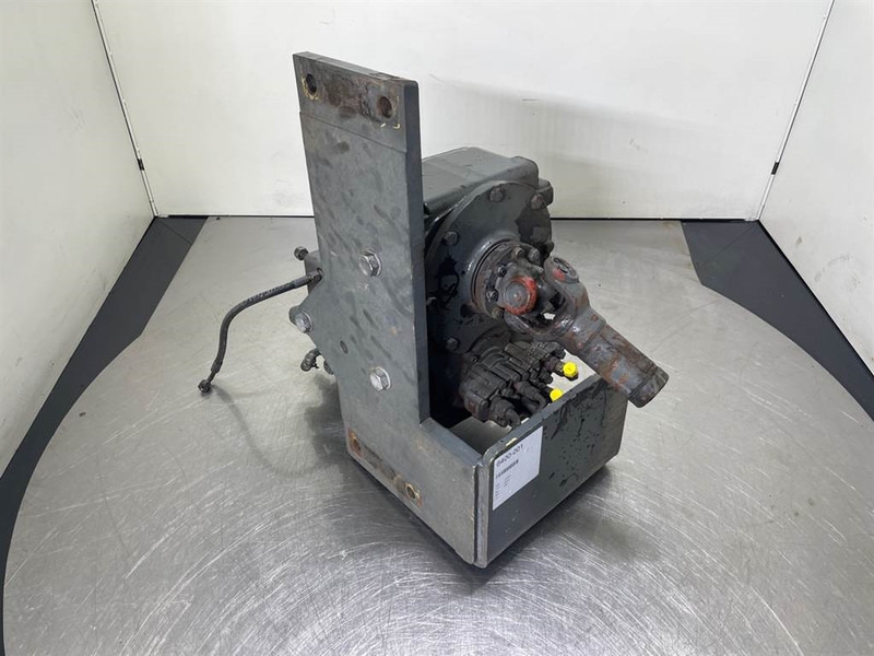 Liebherr A934C-5010430-ZF 2HL-100-Transmission/Getriebe - Gearbox and parts for Construction machinery: picture 3 Liebherr A934C-5010430-ZF 2HL-100-Transmission/Getriebe - Gearbox and parts for Construction machinery: picture 3