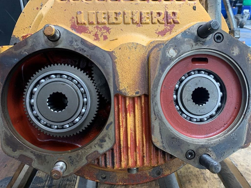 Liebherr L 531 - PVG 200 / 221 - Transmission/Getriebe - Gearbox and parts for Construction machinery: picture 3 Liebherr L 531 - PVG 200 / 221 - Transmission/Getriebe - Gearbox and parts for Construction machinery: picture 3