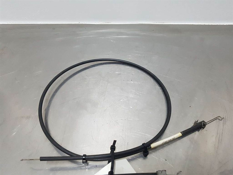 Liebherr L514-10101289/10101291-Bowden cable/Bowdenzug - Frame/ Chassis for Construction machinery: picture 2 Liebherr L514-10101289/10101291-Bowden cable/Bowdenzug - Frame/ Chassis for Construction machinery: picture 2