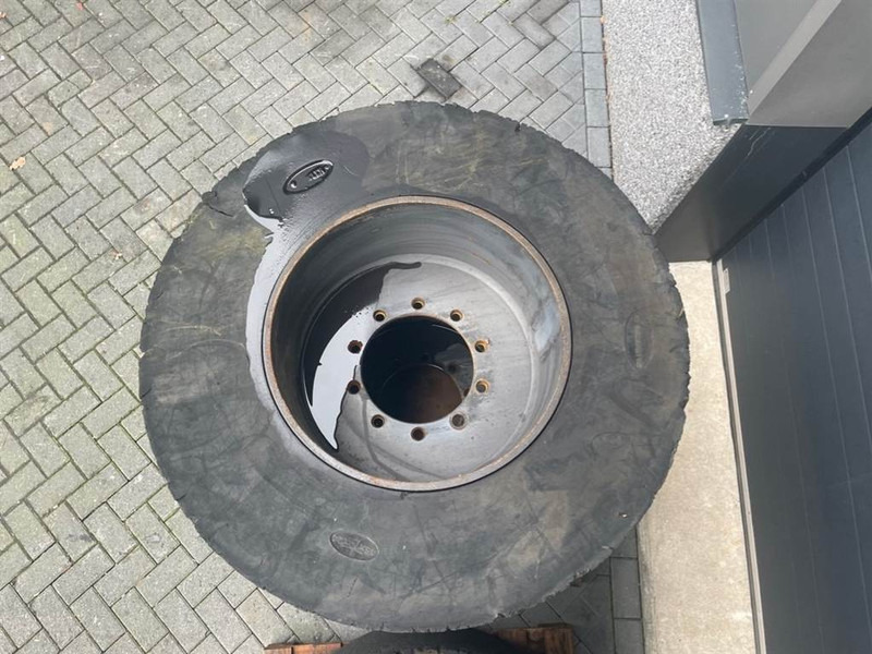 Liebherr LH40M-Trelleborg Brawler 45x10x24-Tire/Reifen/Band - Wheels and tires for Construction machinery: picture 3 Liebherr LH40M-Trelleborg Brawler 45x10x24-Tire/Reifen/Band - Wheels and tires for Construction machinery: picture 3
