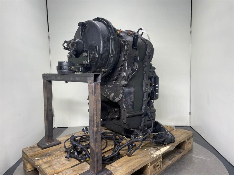 New Holland W110C-ZF 4WG-130-Transmission/Getriebe - Gearbox for Construction machinery: picture 4 New Holland W110C-ZF 4WG-130-Transmission/Getriebe - Gearbox for Construction machinery: picture 4