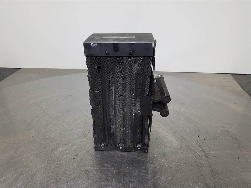 O & K RH6-1186-359-Airco condenser/Klimakondensator - Frame/ Chassis for Construction machinery: picture 3 O & K RH6-1186-359-Airco condenser/Klimakondensator - Frame/ Chassis for Construction machinery: picture 3