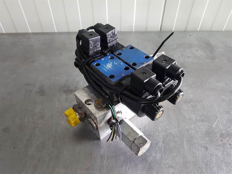 Oleodinamica 48SL-20014 - Dieci - Valve - Hydraulics: picture 1 Oleodinamica 48SL-20014 - Dieci - Valve - Hydraulics: picture 1