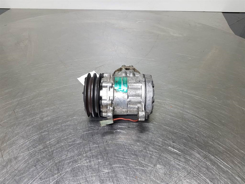 SANDEN SD7B10-7170-Compressor/Kompressor/Aircopomp - A/C compressor for Construction machinery: picture 3 SANDEN SD7B10-7170-Compressor/Kompressor/Aircopomp - A/C compressor for Construction machinery: picture 3