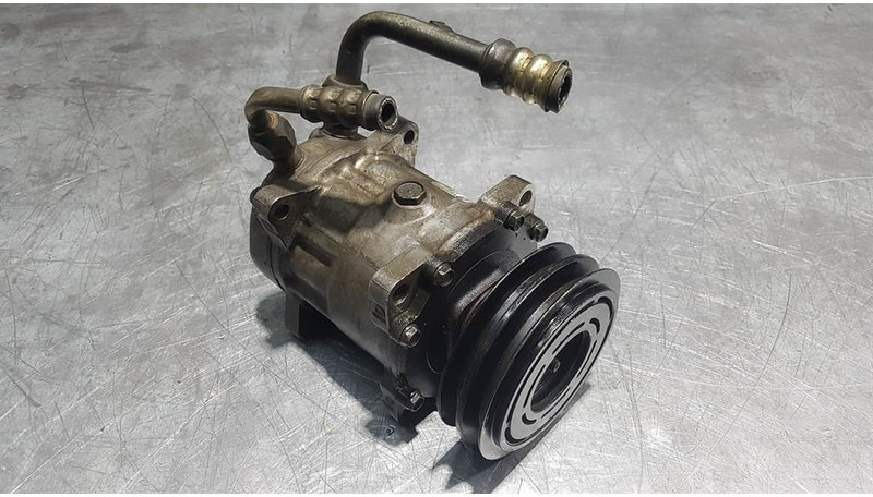 SANDEN U4652 - Compressor/Kompressor/Aircopomp - A/C compressor for Construction machinery: picture 1 SANDEN U4652 - Compressor/Kompressor/Aircopomp - A/C compressor for Construction machinery: picture 1