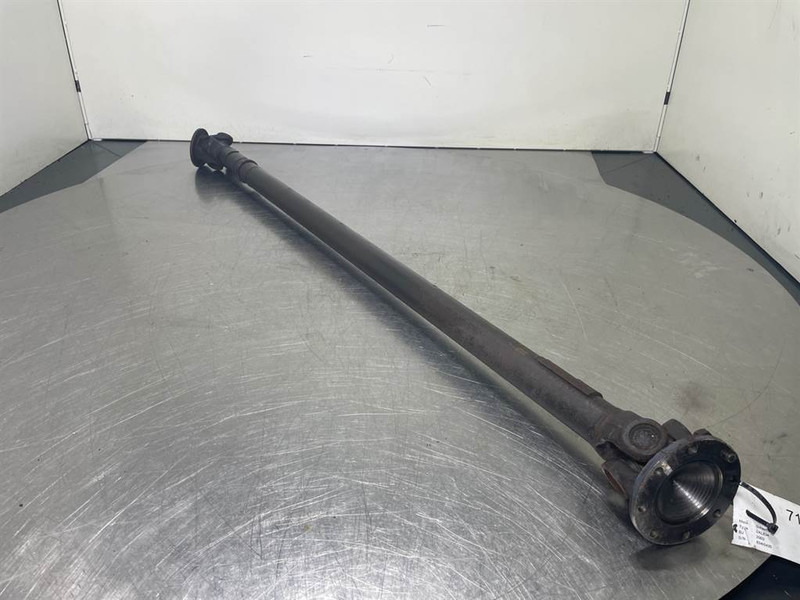Schaeff SKL834-5200661104-Propshaft/Gelenkwelle/Cardanas - Axle and parts for Construction machinery: picture 3 Schaeff SKL834-5200661104-Propshaft/Gelenkwelle/Cardanas - Axle and parts for Construction machinery: picture 3
