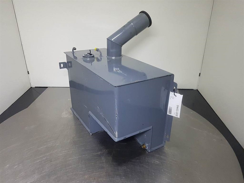 Schaeff SKL844-Terex 6453014001-Fuel tank/Kraftstofftank - Frame/ Chassis for Construction machinery: picture 1 Schaeff SKL844-Terex 6453014001-Fuel tank/Kraftstofftank - Frame/ Chassis for Construction machinery: picture 1
