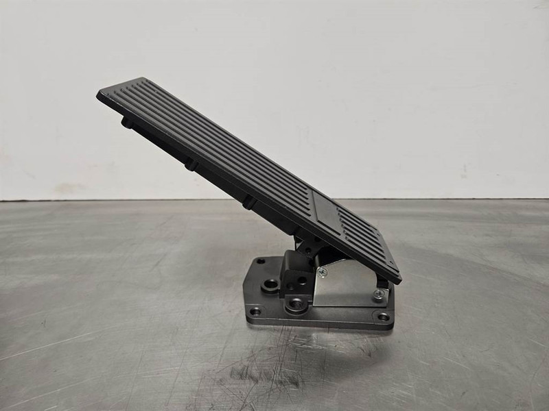 Terex TL260-5350260006-Gas pedal/Fusspedal/Gaspedaal - Electrical system for Construction machinery: picture 5 Terex TL260-5350260006-Gas pedal/Fusspedal/Gaspedaal - Electrical system for Construction machinery: picture 5
