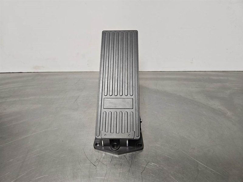 Terex TL260-5350260006-Gas pedal/Fusspedal/Gaspedaal - Electrical system for Construction machinery: picture 2 Terex TL260-5350260006-Gas pedal/Fusspedal/Gaspedaal - Electrical system for Construction machinery: picture 2