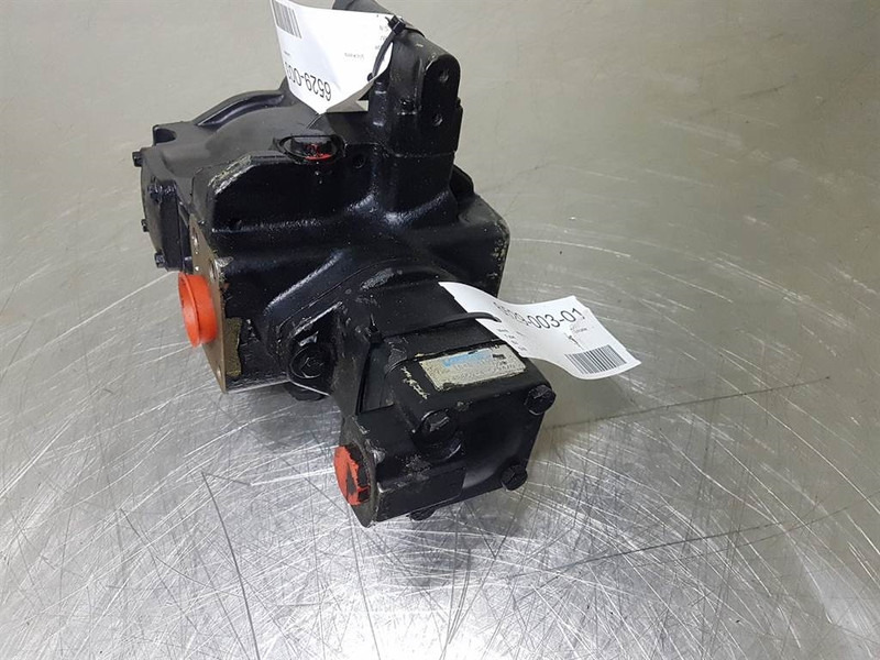 Vickers V101B4B41D20R-090 - Gearpump/Zahnradpumpe - Hydraulics for Construction machinery: picture 1 Vickers V101B4B41D20R-090 - Gearpump/Zahnradpumpe - Hydraulics for Construction machinery: picture 1