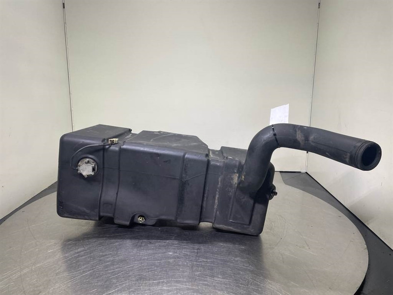 Volvo L30B-Z/X-VOE11306084-Fuel tank/Kraftstofftank - Frame/ Chassis for Construction machinery: picture 2 Volvo L30B-Z/X-VOE11306084-Fuel tank/Kraftstofftank - Frame/ Chassis for Construction machinery: picture 2