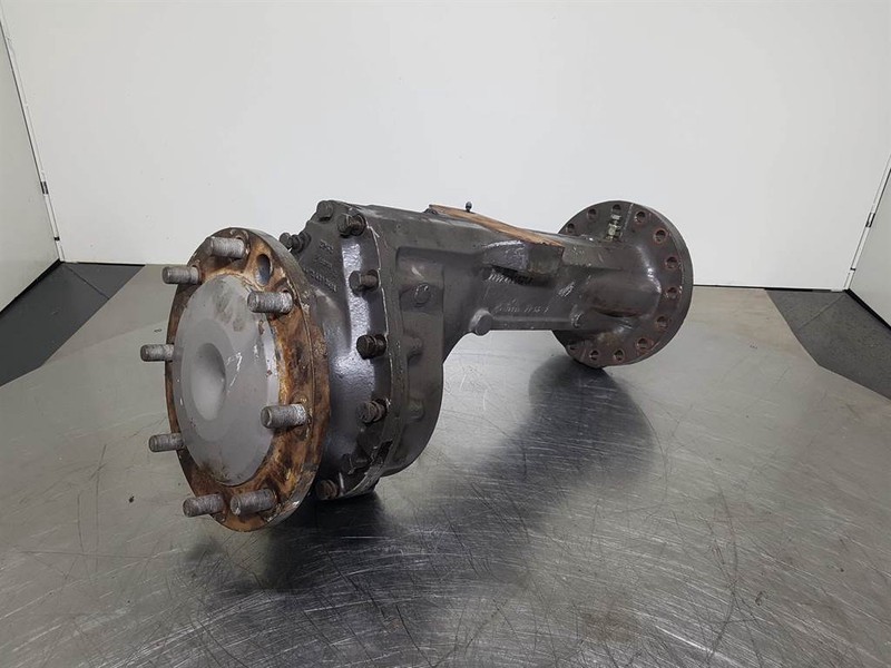 Volvo L30B-Z/X-ZF 4472439070A-Axle housing/Achskörper - Axle and parts for Construction machinery: picture 3 Volvo L30B-Z/X-ZF 4472439070A-Axle housing/Achskörper - Axle and parts for Construction machinery: picture 3