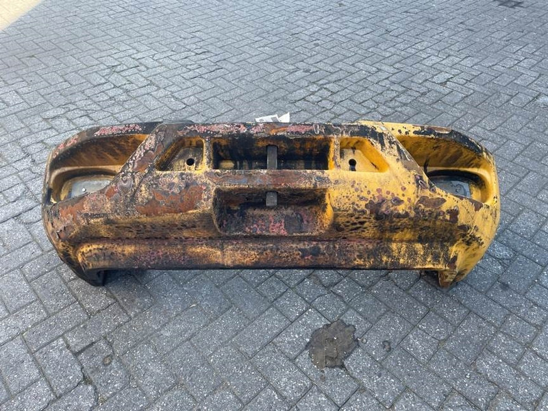 Volvo L30G - Counterweight/Heckgewicht/Contragewicht - Frame/ Chassis for Construction machinery: picture 1 Volvo L30G - Counterweight/Heckgewicht/Contragewicht - Frame/ Chassis for Construction machinery: picture 1