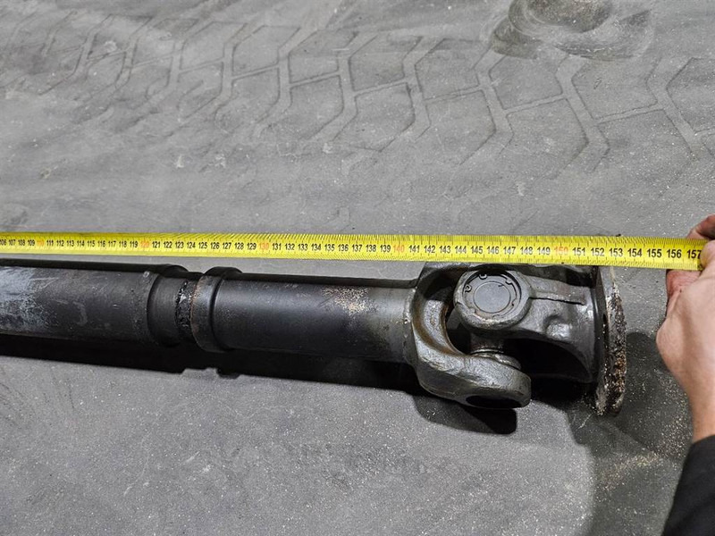Volvo L35B-ZM2810829/ZM2810351-Propshaft/Gelenkwelle - Axle and parts for Construction machinery: picture 4 Volvo L35B-ZM2810829/ZM2810351-Propshaft/Gelenkwelle - Axle and parts for Construction machinery: picture 4