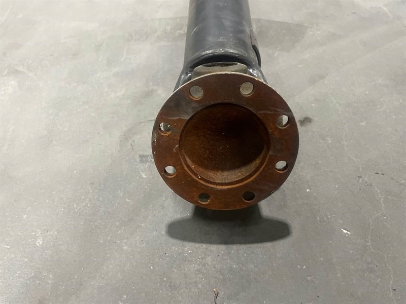 Volvo L45F-15231578 - Propshaft/Gelenkwelle/Cardanas - Axle and parts for Construction machinery: picture 5 Volvo L45F-15231578 - Propshaft/Gelenkwelle/Cardanas - Axle and parts for Construction machinery: picture 5