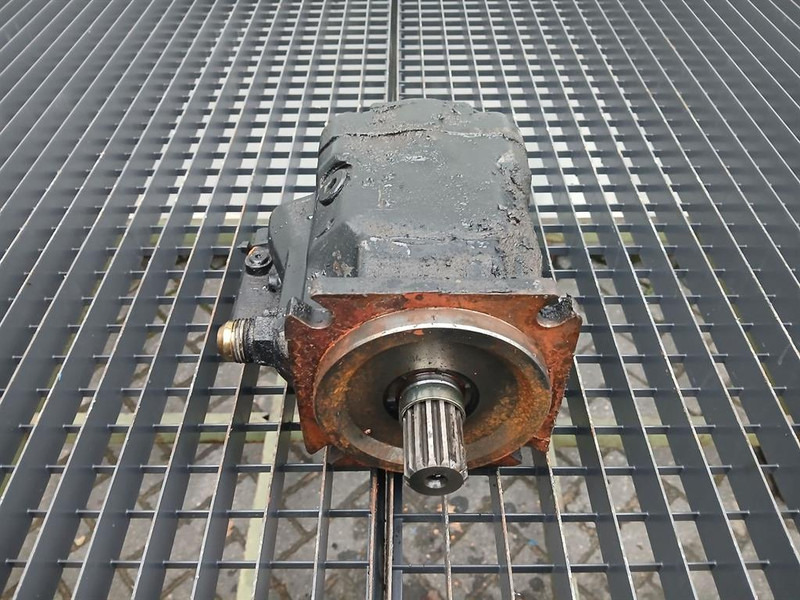 Volvo TAD720VE - Load sensing pump - Hydraulics for Construction machinery: picture 2 Volvo TAD720VE - Load sensing pump - Hydraulics for Construction machinery: picture 2