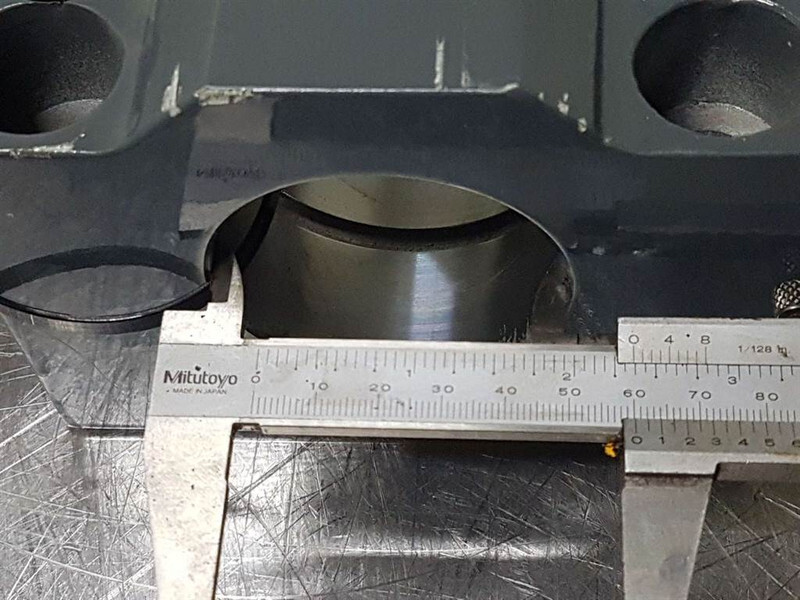 WACKER NEUSON - Bearing block/Kippkonsole Lagerblock/Lagerblok - Frame/ Chassis for Construction machinery: picture 4 WACKER NEUSON - Bearing block/Kippkonsole Lagerblock/Lagerblok - Frame/ Chassis for Construction machinery: picture 4