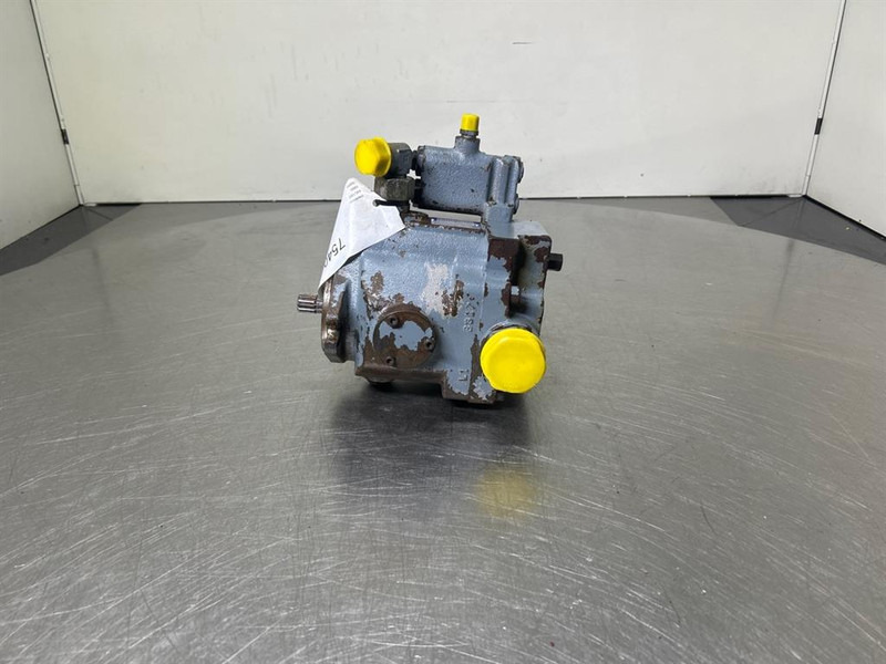 Werklust WG18C-Sundstrand OPV1/038-R4Z-Load sensing pump - Hydraulics for Construction machinery: picture 1 Werklust WG18C-Sundstrand OPV1/038-R4Z-Load sensing pump - Hydraulics for Construction machinery: picture 1
