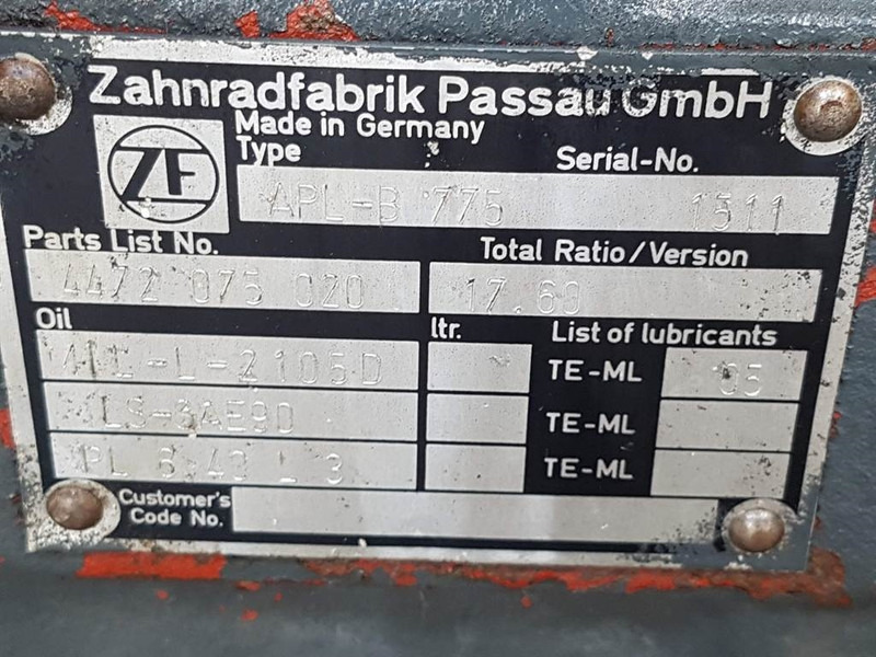 ZF APL-B775 - 4472075020 - Axle housing/Achskörper - Axle and parts for Construction machinery: picture 4 ZF APL-B775 - 4472075020 - Axle housing/Achskörper - Axle and parts for Construction machinery: picture 4