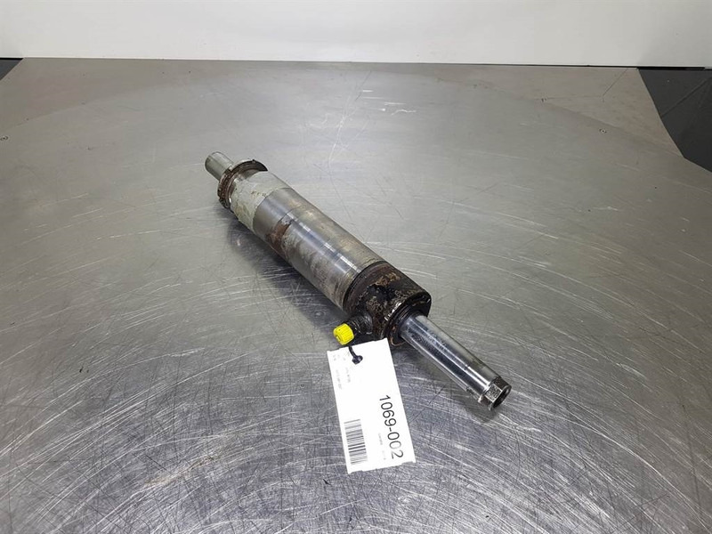 ZF APL-R735 - Steering cylinder/Lenkzylinder/Cilinder - Hydraulics: picture 2 ZF APL-R735 - Steering cylinder/Lenkzylinder/Cilinder - Hydraulics: picture 2