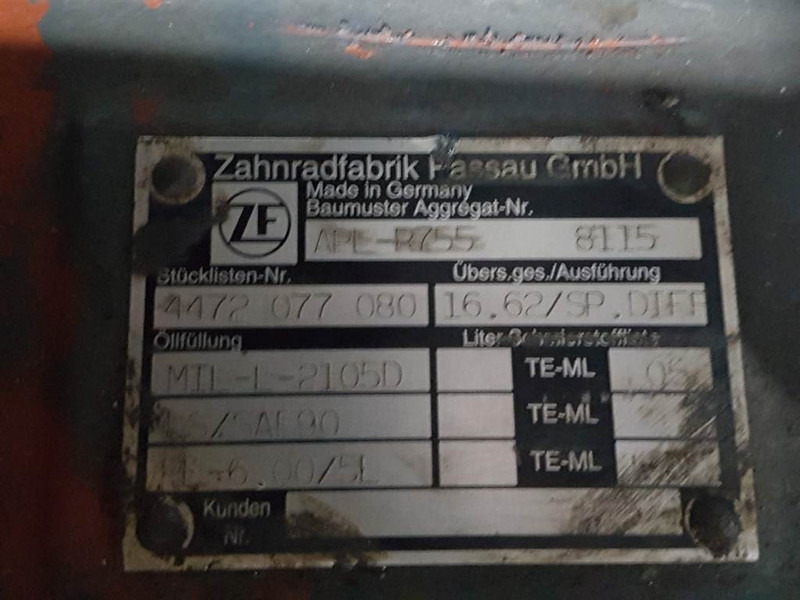 ZF APL-R755 - Axle housing/Achskörper/Astrechter - Axle and parts for Construction machinery: picture 2 ZF APL-R755 - Axle housing/Achskörper/Astrechter - Axle and parts for Construction machinery: picture 2