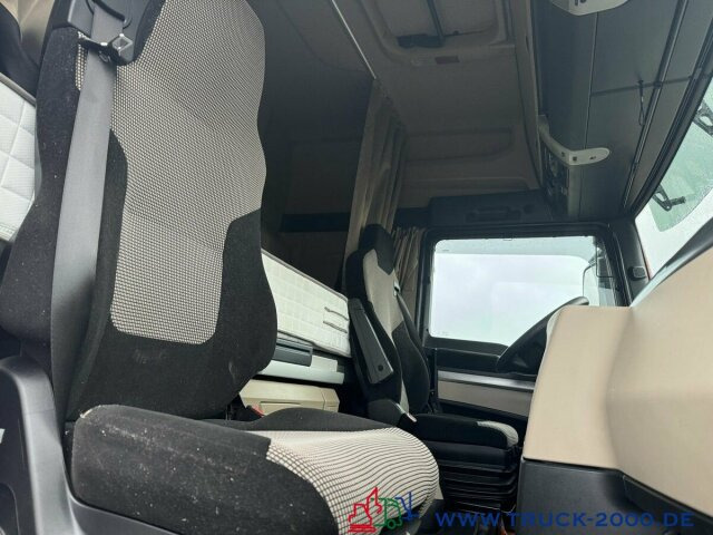 MAN TGX 18.360 Koffer XL Haus Bett Standhzg 268TKM - Box truck: picture 5 MAN TGX 18.360 Koffer XL Haus Bett Standhzg 268TKM - Box truck: picture 5