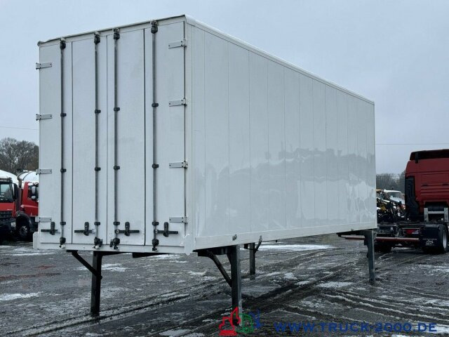 MAN TGX 18.360 Koffer XL Haus Bett Standhzg 268TKM - Box truck: picture 4 MAN TGX 18.360 Koffer XL Haus Bett Standhzg 268TKM - Box truck: picture 4