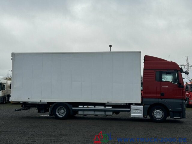 MAN TGX 18.360 Koffer XL Haus Bett Standhzg 277TKM - Box truck: picture 3 MAN TGX 18.360 Koffer XL Haus Bett Standhzg 277TKM - Box truck: picture 3