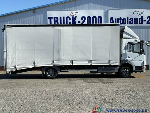 Autotransporter truck Mercedes-Benz 822 Atego Geschlossener Transport + el. Rampen: picture 7