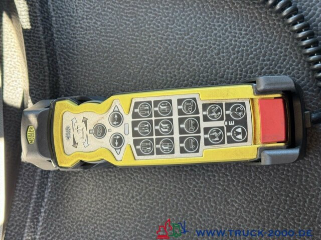 Mercedes-Benz Actros 2641 6x2 Meiller Teleabsetzer + FB + AHK - Skip loader truck: picture 4 Mercedes-Benz Actros 2641 6x2 Meiller Teleabsetzer + FB + AHK - Skip loader truck: picture 4