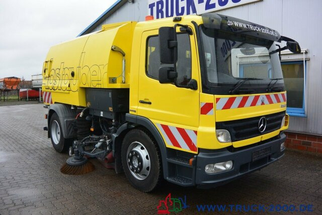 Road sweeper Mercedes-Benz Atego 1524 Bucher Johnston VS650 Deutsches Gerät: picture 13