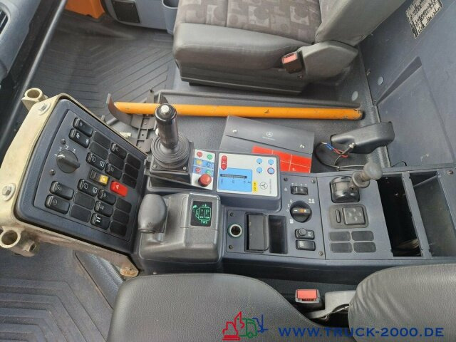 Lease a Unimog U300 4x4 Zapfwelle Arbeitsplatte Nur 113.106 KM Unimog U300 4x4 Zapfwelle Arbeitsplatte Nur 113.106 KM: picture 5