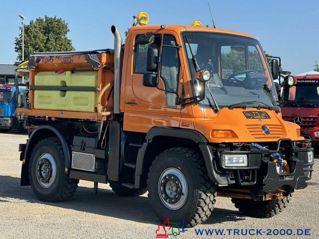 Snow removal vehicle Unimog U400 Winterdienst Salzstreuer - *Schneeschild*: picture 6