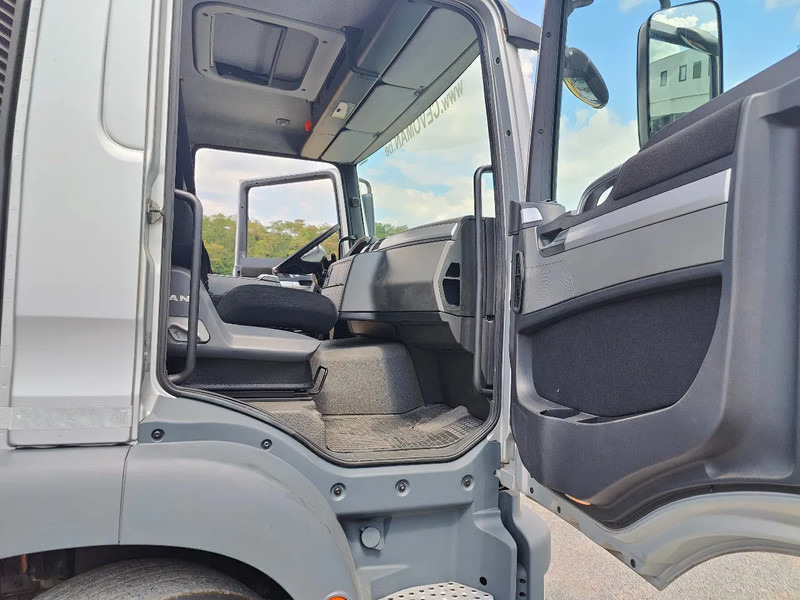 Hook lift truck, Crane truck MAN TGM 18.290 4x2 Euro 6 + Crane Palfinger PK15500: picture 10 Hook lift truck, Crane truck MAN TGM 18.290 4x2 Euro 6 + Crane Palfinger PK15500: picture 10