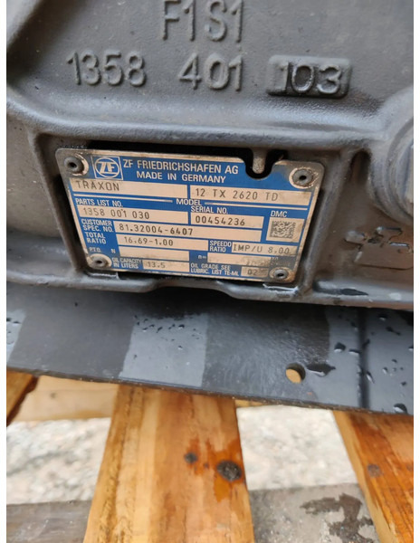 ZF Traxon 12TX2620TD - Gearbox: picture 4 ZF Traxon 12TX2620TD - Gearbox: picture 4