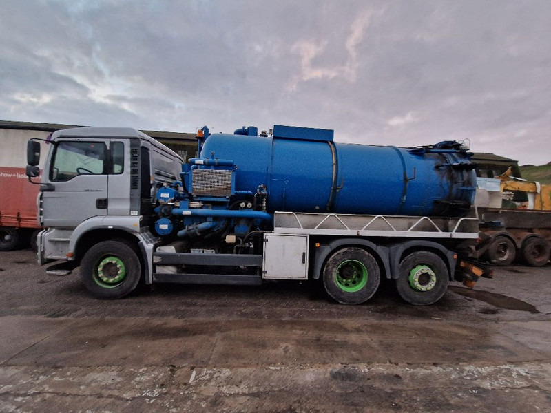 Vacuum truck MAN TGA 26.360 6X2: picture 19