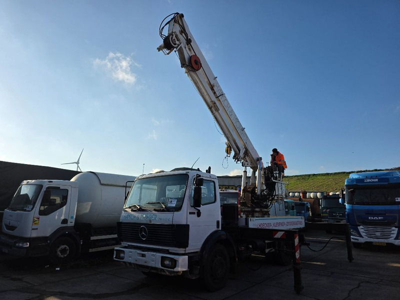 Mercedes-Benz 1722K - Crane truck: picture 2 Mercedes-Benz 1722K - Crane truck: picture 2