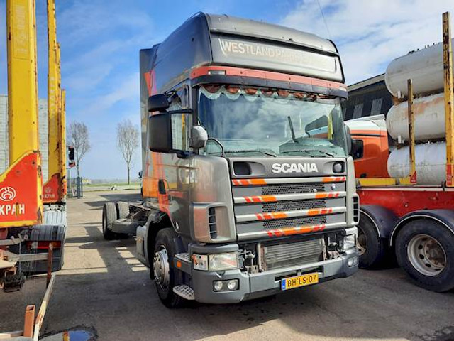 Scania R 114 LB 380 - Cab chassis truck: picture 2 Scania R 114 LB 380 - Cab chassis truck: picture 2